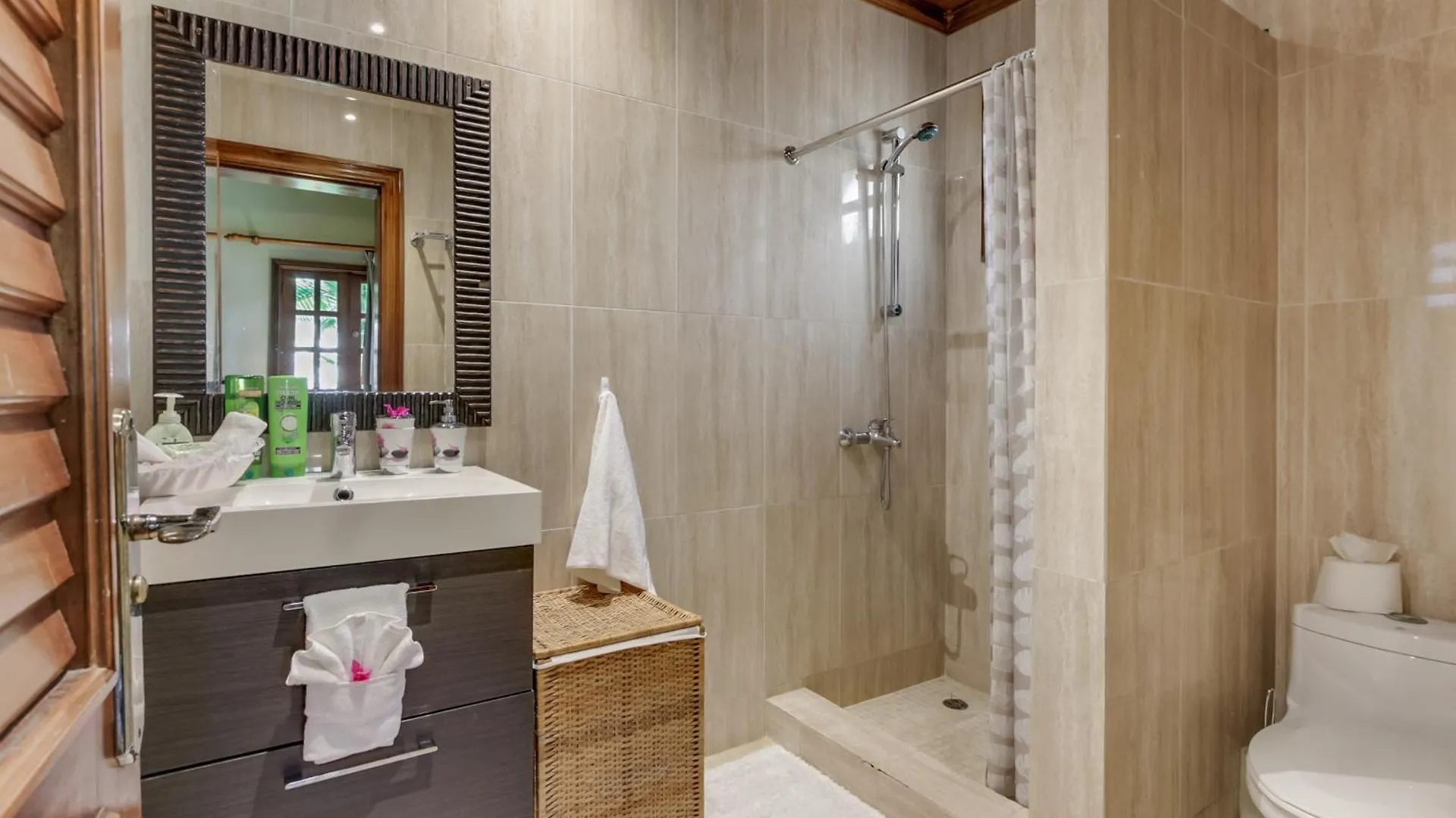 Beautiful Villa With Pool, Gym & Maid Πούντα Κάνα
