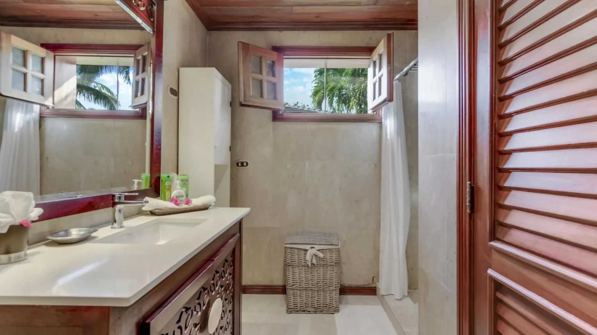 Beautiful Villa With Pool, Gym & Maid Πούντα Κάνα